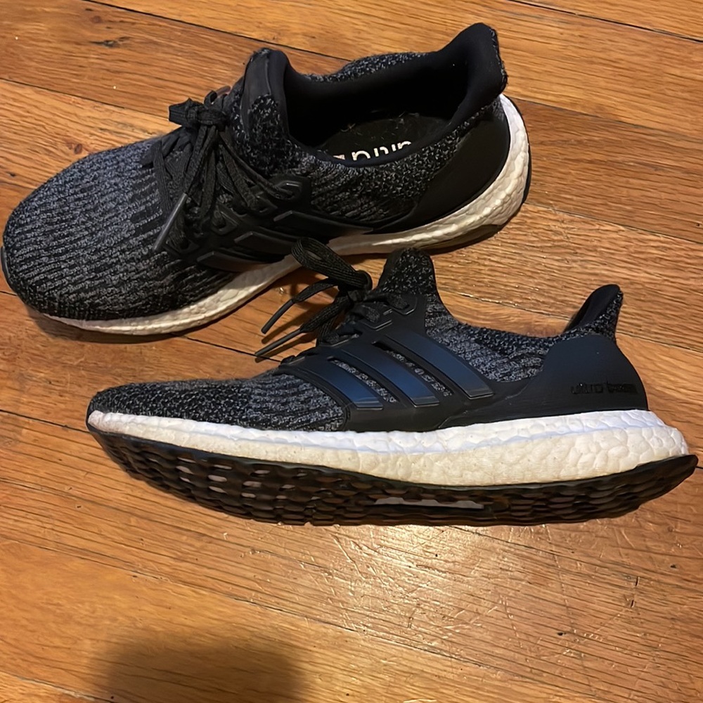 Adidas Ultra Boosts - Picture 2 of 5